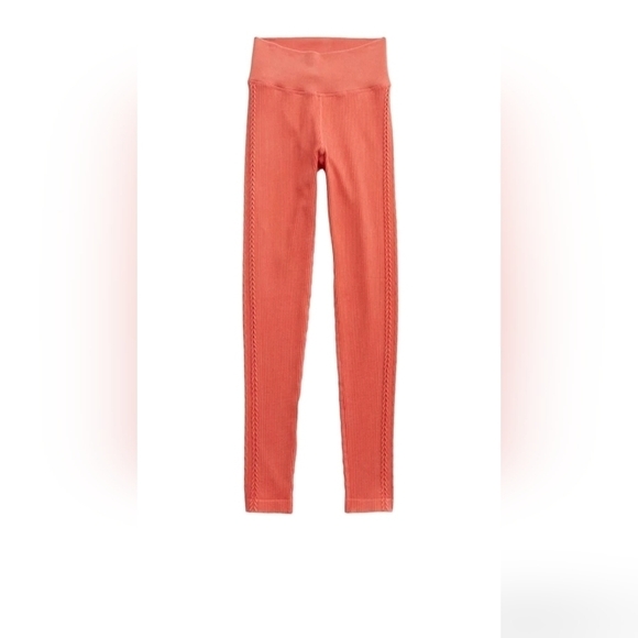 Aerie Small seamless peach cable designed legging - Picture 11 of 16